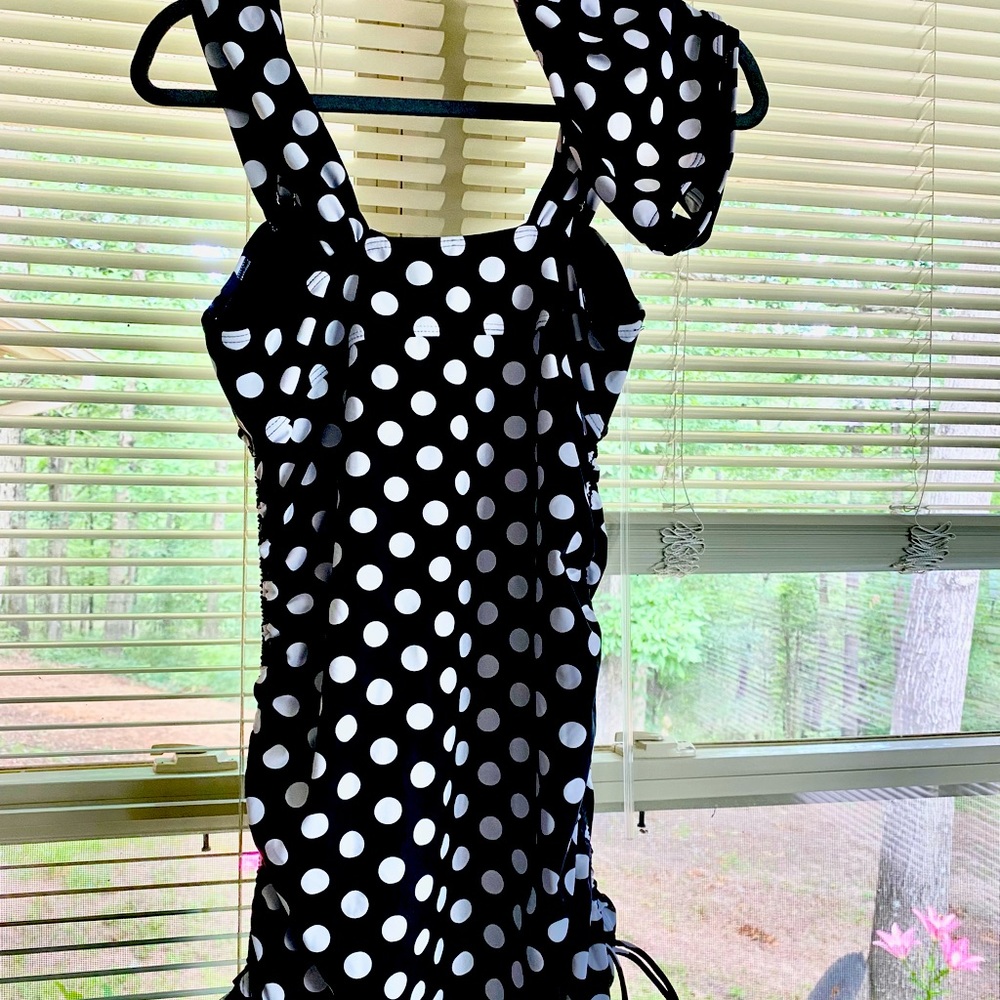 Swimsuit L Good coverage